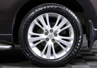 Подержанный автомобиль Lexus RX 2013 года (23 фото)