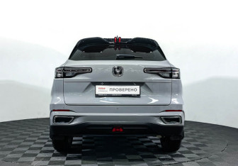 Подержанный автомобиль Changan CS55PLUS 2023 года (6 фото)