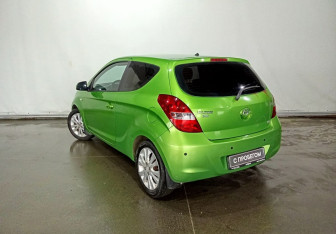 Подержанный автомобиль Hyundai i20 2009 года (4 фото)