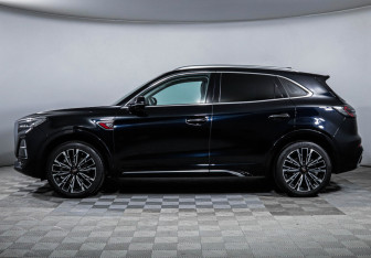 Подержанный автомобиль Hongqi HS5 2024 года (8 фото)
