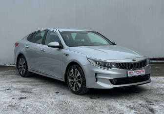 Подержанный автомобиль Kia Optima Sedan 2018 года (3 фото)