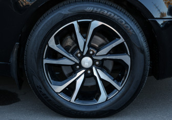 Подержанный автомобиль Hyundai Sonata 2007 года (20 фото)