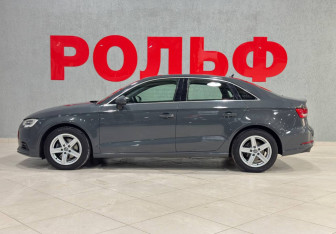 Подержанный автомобиль Audi A3 Sedan 2020 года (8 фото)
