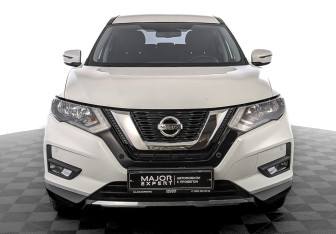 Подержанный автомобиль Nissan X-Trail 2022 года (2 фото)