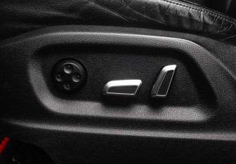 Подержанный автомобиль Audi Q5 2012 года (19 фото)