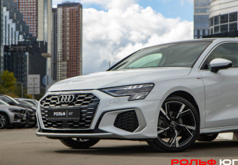 Подержанный автомобиль Audi A3 Sedan 2022 года (16 фото)