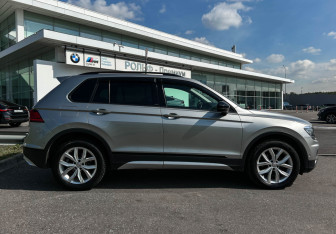 Подержанный автомобиль Volkswagen Tiguan 2019 года (4 фото)