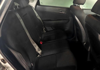 Подержанный автомобиль Hyundai i30 Hatchback 2010 года (10 фото)