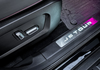 Подержанный автомобиль Jetour T2 2024 года (14 фото)