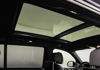 Подержанный автомобиль BMW X7 2020 года (16 фото)
