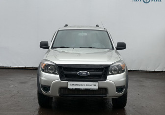 Подержанный автомобиль Ford Ranger 2010 года (2 фото)