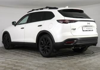 Подержанный автомобиль Mazda CX-9 2018 года (7 фото)