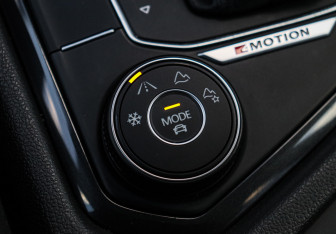 Подержанный автомобиль Volkswagen Tiguan 2019 года (19 фото)