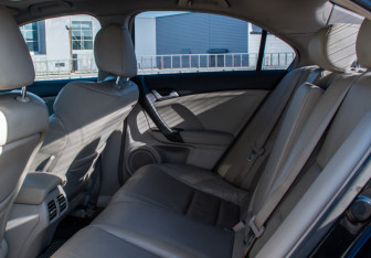 Подержанный автомобиль Honda Accord Sedan 2011 года (10 фото)