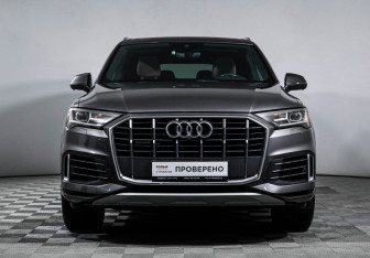 Подержанный автомобиль Audi Q7 2021 года (2 фото)