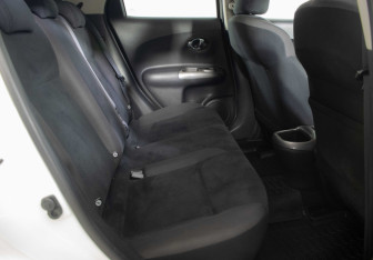 Подержанный автомобиль Nissan Juke 2013 года (10 фото)