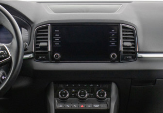 Подержанный автомобиль Skoda Karoq 2020 года (14 фото)