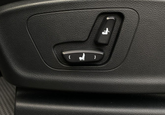 Подержанный автомобиль Chevrolet Captiva 2022 года (23 фото)