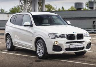 Подержанный автомобиль BMW X3 2016 года (3 фото)