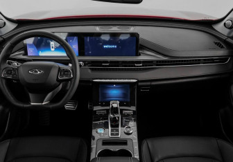 Подержанный автомобиль Chery Tiggo 8 Pro Max 2023 года (11 фото)