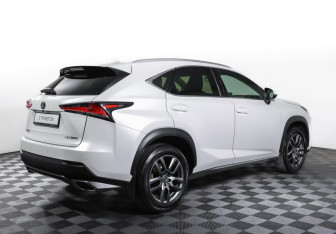 Подержанный автомобиль Lexus NX 2017 года (5 фото)