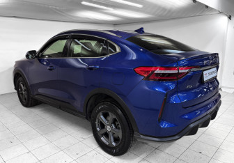 Подержанный автомобиль Haval F7x 2023 года (7 фото)