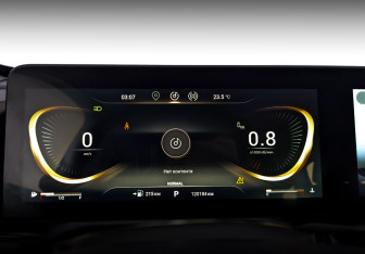 Подержанный автомобиль Exeed TXL 2022 года (13 фото)