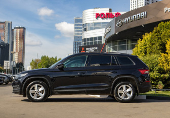 Подержанный автомобиль Skoda Kodiaq 2021 года (6 фото)