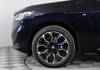 Новый BMW X3 2025 (8 фото)