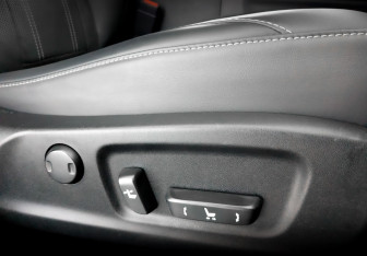 Подержанный автомобиль Lexus RX 2019 года (26 фото)