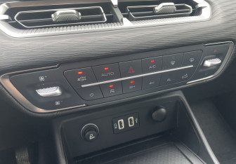 Подержанный автомобиль Great Wall Poer King Kong 2023 года (17 фото)