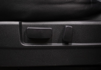 Подержанный автомобиль Mitsubishi Pajero Sport 2014 года (18 фото)