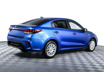 Подержанный автомобиль Kia Rio Sedan 2018 года (5 фото)