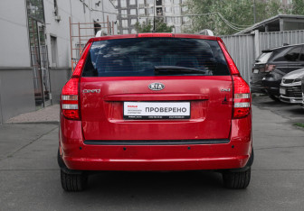 Подержанный автомобиль Kia Ceed Wagon 2008 года (5 фото)