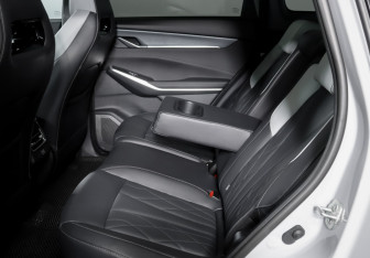 Подержанный автомобиль Changan CS75PLUS 2024 года (10 фото)