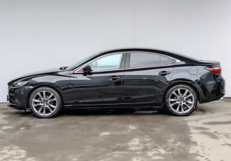Подержанный автомобиль Mazda 6 Sedan 2020 года (8 фото)
