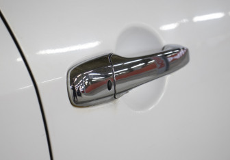 Подержанный автомобиль Mazda CX-7 2011 года (18 фото)