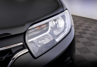Подержанный автомобиль Renault Logan Sedan 2021 года (17 фото)