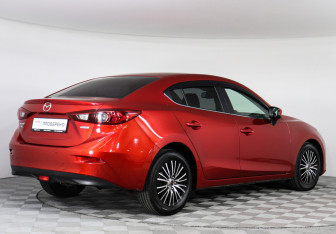 Подержанный автомобиль Mazda 3 Sedan 2014 года (5 фото)