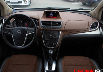 Подержанный автомобиль Opel Mokka 2014 года (11 фото)