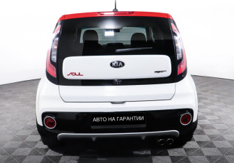 Подержанный автомобиль Kia Soul 2016 года (6 фото)