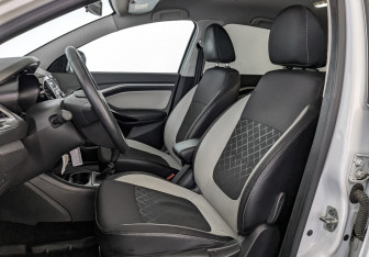 Подержанный автомобиль LADA (ВАЗ) Vesta Wagon 2019 года (20 фото)