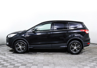 Подержанный автомобиль Ford Kuga 2015 года (3 фото)