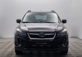 Подержанный автомобиль Subaru XV 2013 года (8 фото)