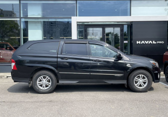 Подержанный автомобиль SsangYong Actyon Sports 2012 года (4 фото)