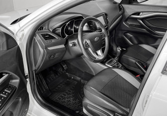 Подержанный автомобиль LADA (ВАЗ) Vesta Wagon 2020 года (15 фото)