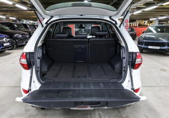 Подержанный автомобиль Renault Koleos 2013 года (10 фото)