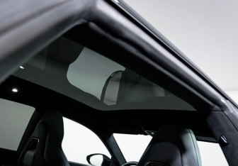 Подержанный автомобиль Zeekr 001 2023 года (18 фото)