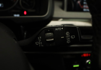 Подержанный автомобиль BMW X5 2016 года (14 фото)