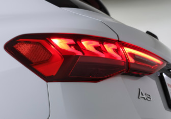 Подержанный автомобиль Audi A3 Hatchback 2020 года (19 фото)